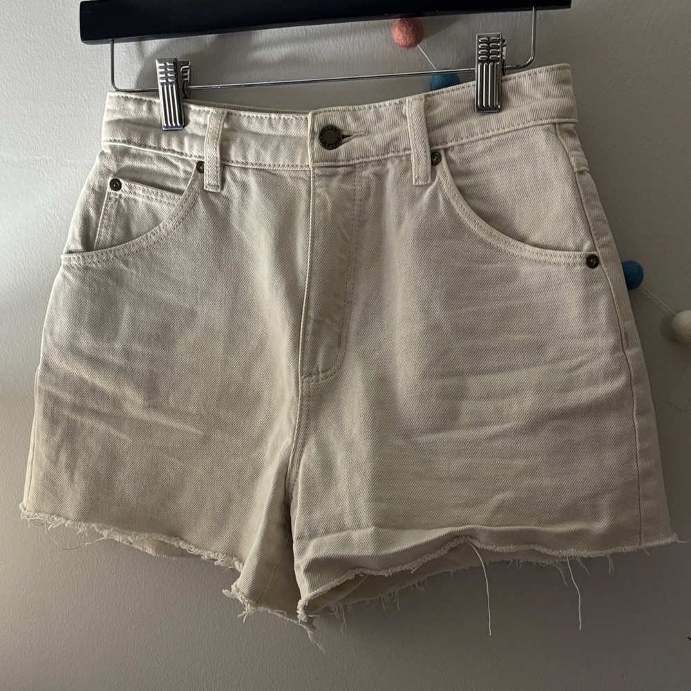 High-Rise Frayed Hem Womens Shorts in Cream